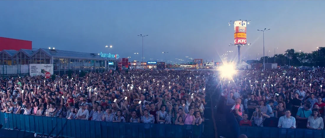 Carrefour 18-year anniversary — game, live concert and interactive